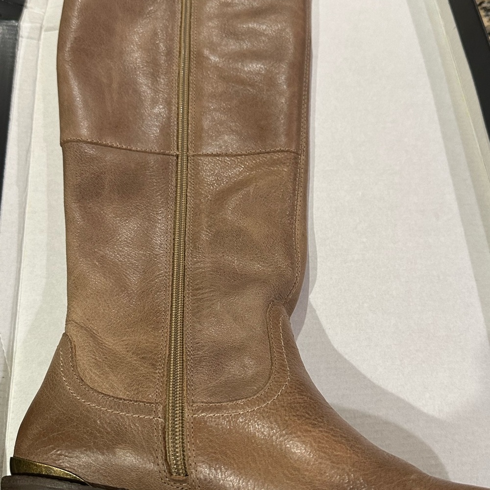 Very volatile Sheeley stone 6.5 never worn